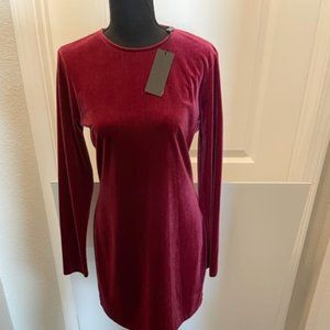 NWT-Gianni Bini Long Sleeve Red Velvet Dress Size: M